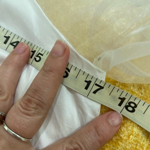 Pomander Place Tinsley White Puff Sheer Sleeve Top Size XS - Picture 11 of 12